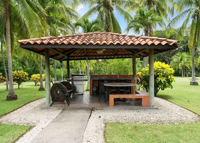 Stunning Gated With A Lush Garden, Wrap-around Terrace & Private Pool * Potrero (Guanacaste)
